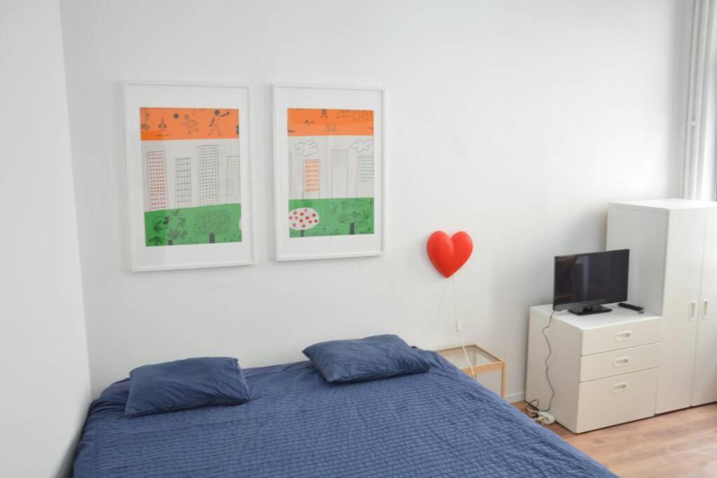 Awesome Studio In Marolles Apartment Brussels Ngoại thất bức ảnh